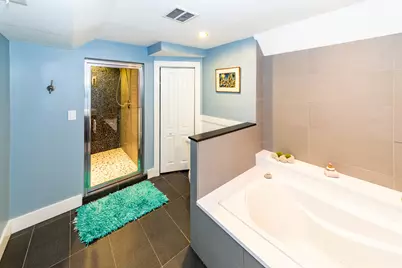 2243 N Monticello Avenue, Chicago, IL 60647 - Photo 18