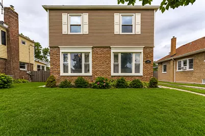 744 Manchester Avenue, Westchester, IL 60154 - Photo 2