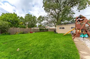 744 Manchester Ave, Westchester, IL 60154 - Photo 24