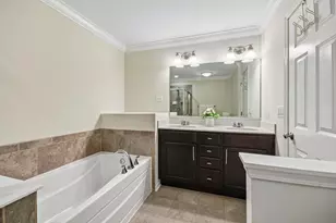 285 Bennett Dr, Carol Stream, IL 60188 - Photo 16