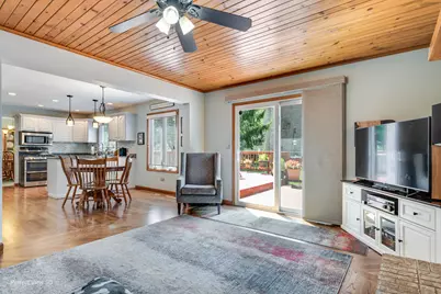 125 N Pleasant Road, Lake Zurich, IL 60047 - Photo 10