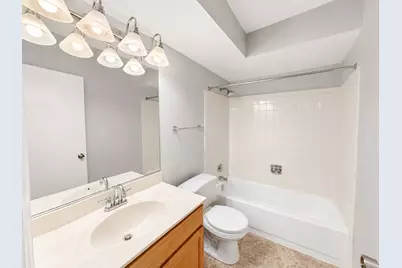 520 Biesterfield Road #209, Elk Grove Village, IL 60007 - Photo 8