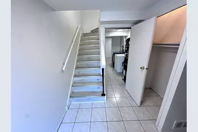 811 Shawnee Trail #811, Roselle, IL 60172 - Photo 2