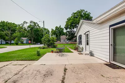741 Franklin Avenue, Winthrop Harbor, IL 60096 - Photo 20