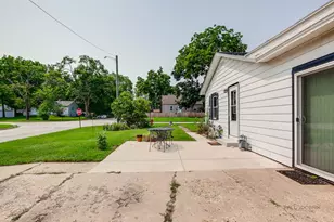 741 Franklin Ave, Winthrop Harbor, IL 60096 - Photo 20