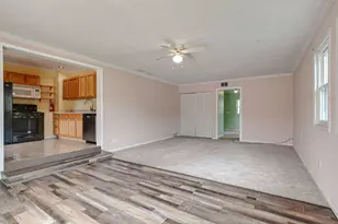 741 Franklin Ave, Winthrop Harbor, IL 60096 - Photo 10