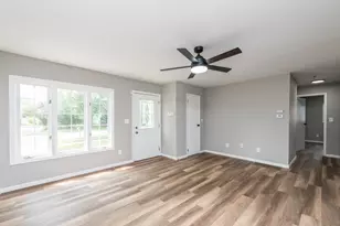 1915 Joppa Ave, Zion, IL 60099 - Photo 6