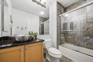 400 N LaSalle St, Chicago, IL 60654 - Photo 12