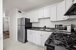2605 S Indiana Ave, Chicago, IL 60616 - Photo 10
