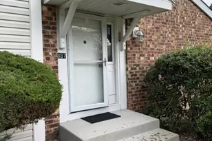 337 E Roland Dr, Glendale Heights, IL 60139 - Photo 1