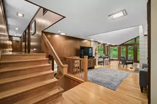 1120 Ridgewood Dr, Highland Park, IL 60035 - Photo 8