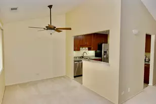 1047 Auburn Ln, Buffalo Grove, IL 60089 - Photo 14