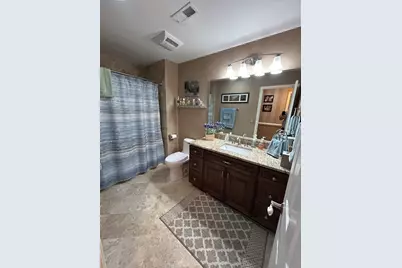 211 Village Drive, Mount Prospect, IL 60056 - Photo 14