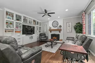 7510 Clarewood Ln, Gurnee, IL 60031 - Photo 12