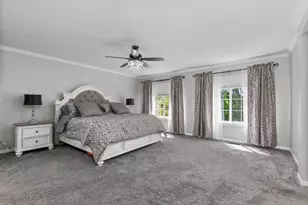 7510 Clarewood Ln, Gurnee, IL 60031 - Photo 18