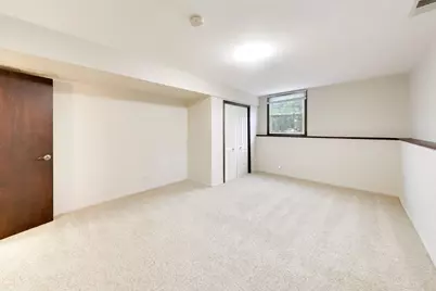 4500 Sundance Court, Hoffman Estates, IL 60192 - Photo 28
