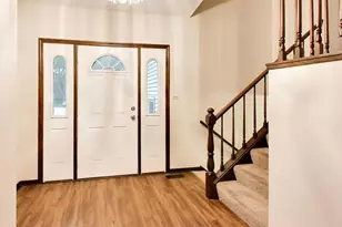 4500 Sundance Ct, Hoffman Estates, IL 60192 - Photo 4