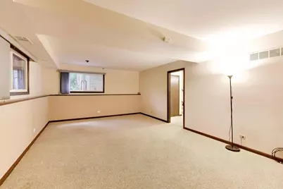 4500 Sundance Court, Hoffman Estates, IL 60192 - Photo 26