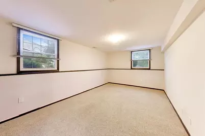 4500 Sundance Court, Hoffman Estates, IL 60192 - Photo 30