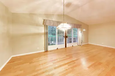 4500 Sundance Court, Hoffman Estates, IL 60192 - Photo 8
