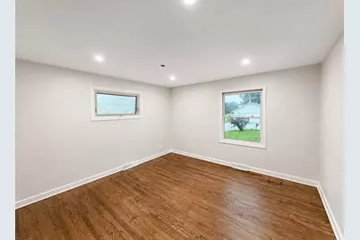 2130 Hawthorne Lane, Waukegan, IL 60087 - Photo 8