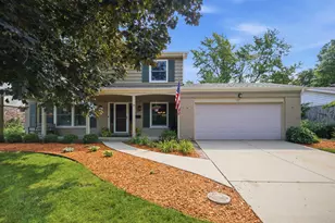 457 N Stark Dr, Palatine, IL 60074 - Photo 2