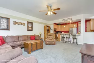 2320 Stonegate Rd, Algonquin, IL 60102 - Photo 4