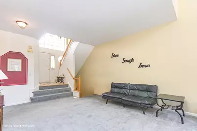 2320 Stonegate Road, Algonquin, IL 60102 - Photo 2