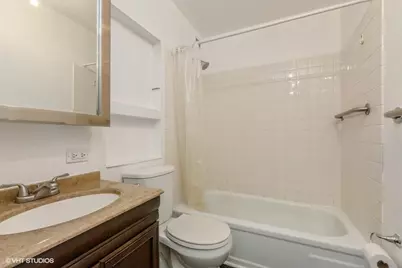 4343 N Clarendon Avenue #1518, Chicago, IL 60613 - Photo 10