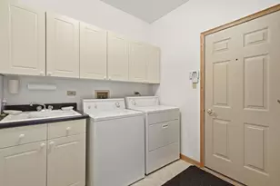 634 Primrose Cir, Matteson, IL 60443 - Photo 26