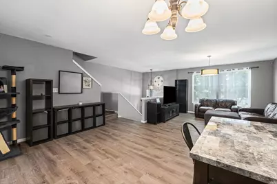 991 Reserve Drive, Elgin, IL 60124 - Photo 6