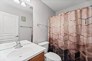 991 Reserve Dr, Elgin, IL 60124 - Photo 18
