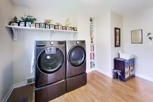 8312 N Oketo Ave, Niles, IL 60714 - Photo 12