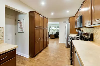 8312 N Oketo Avenue, Niles, IL 60714 - Photo 10