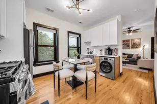 1481 W Erie St, Chicago, IL 60642 - Photo 2