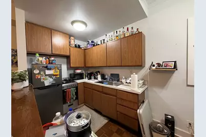3727 N Pine Grove Avenue #211, Chicago, IL 60613 - Photo 4