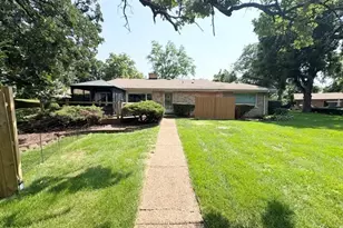 17W163 Oak Ln, Bensenville, IL 60106 - Photo 4