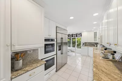 5 Oak Brook Club Drive #S304, Oak Brook, IL 60523 - Photo 10