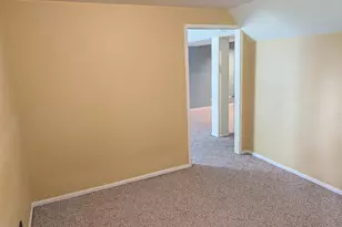 843 E Princeton Cir, Island Lake, IL 60042 - Photo 32