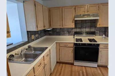 843 E Princeton Circle #843, Island Lake, IL 60042 - Photo 6
