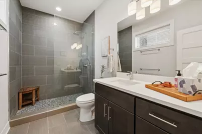 3340 N Lawndale Avenue #1N, Chicago, IL 60618 - Photo 12