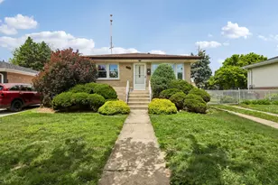 6512 102nd Pl, Chicago Ridge, IL 60415 - Photo 1