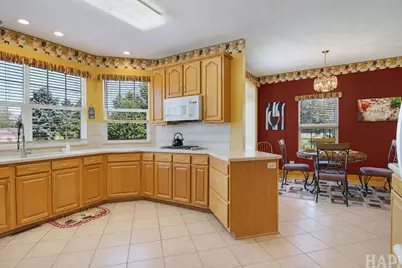 5515 Amber Way, McHenry, IL 60051 - Photo 14