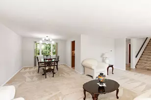 31 S Salem Dr, Schaumburg, IL 60193 - Photo 6