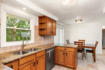 31 S Salem Drive, Schaumburg, IL 60193 - Photo 8