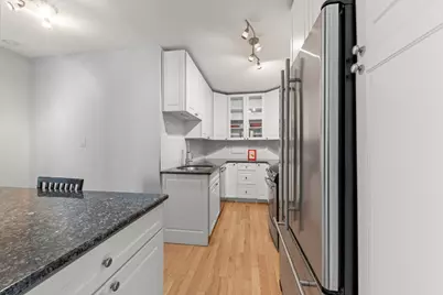1550 N Lake Shore Drive #17B, Chicago, IL 60610 - Photo 4