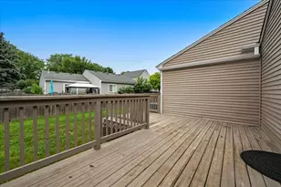 2690 Crosscreek Ct, Aurora, IL 60502 - Photo 30