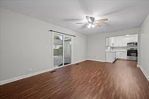 2690 Crosscreek Ct, Aurora, IL 60502 - Photo 18