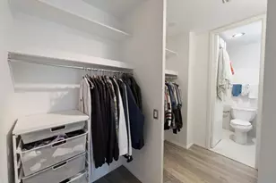 2400 N Lakeview Ave, Chicago, IL 60614 - Photo 20