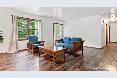 108 Vernon Drive, McHenry, IL 60051 - Photo 4